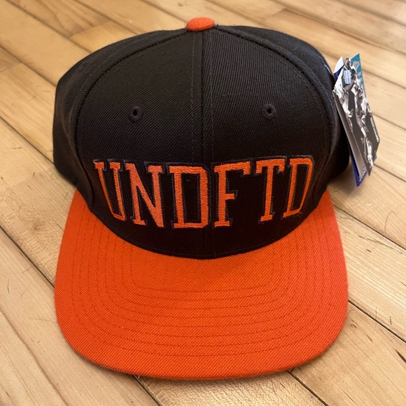 Undefeated Starter SnapBack Hat - Picture 2 of 5